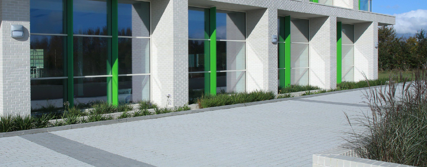 Newgrange Block Paving 3 size mix x 50mm